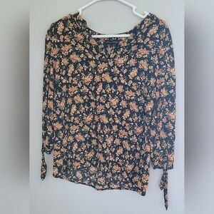 Cynthia Rowley Size Medium 3/4 Sleeve Floral Blouse